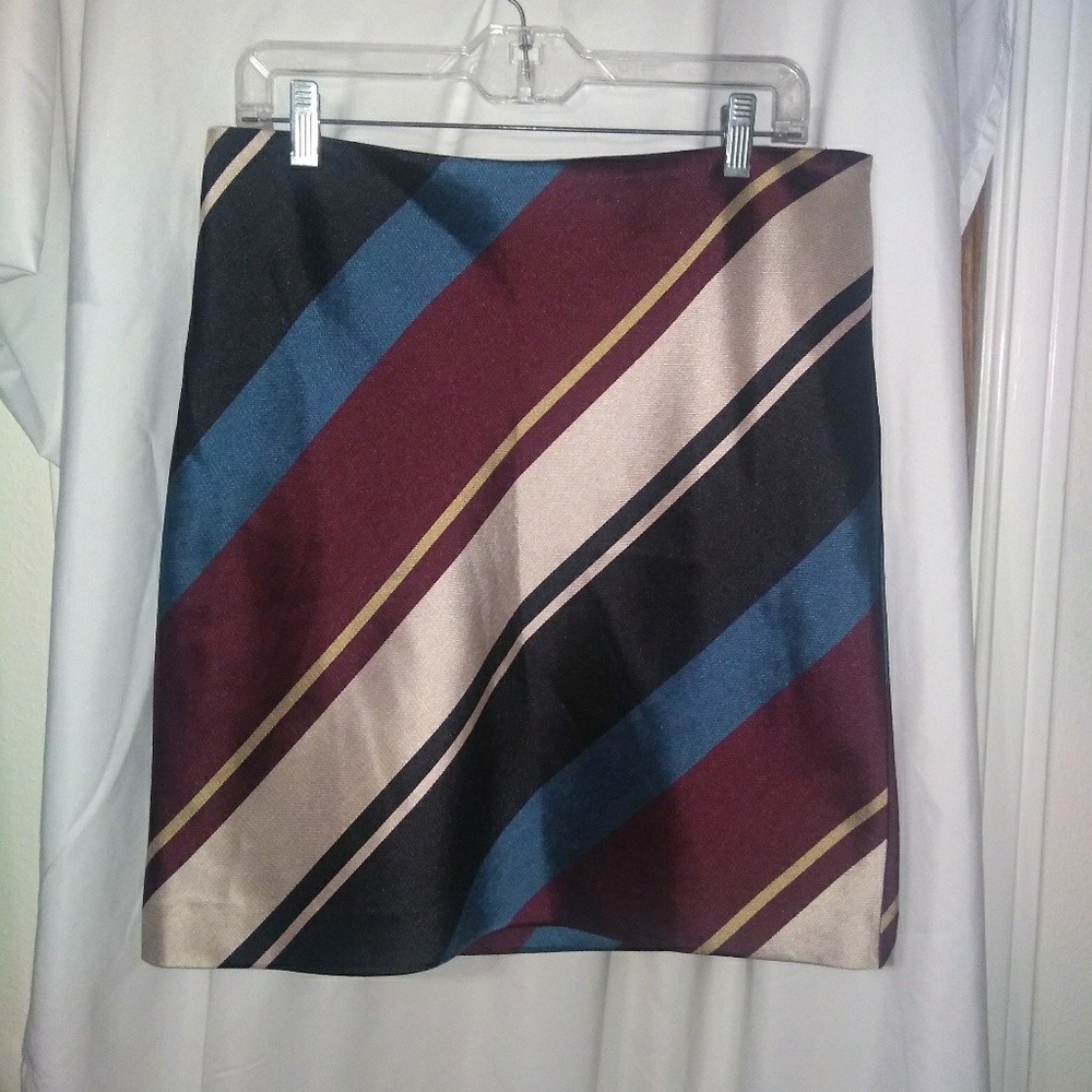 Ann Taylor Wide Stripe Skirt - Picture 3 of 5